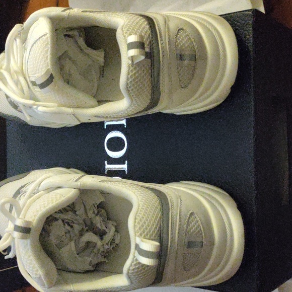 Used Dior B22 White Sneakers - Picture 5 of 6